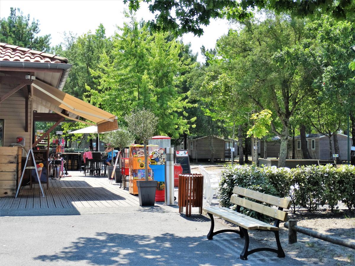 Hotel Camping Sunissim L'Airial By Locatour Soustons Exterior foto